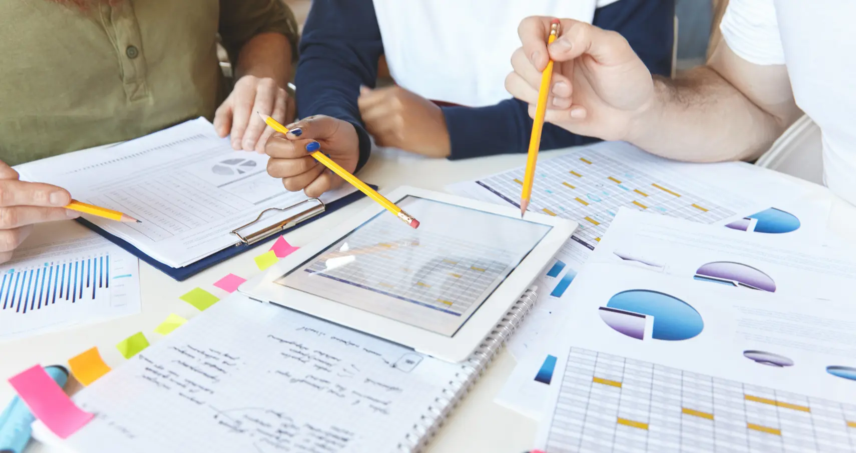 DECO3100 Information Visualisation Study Guide: A Complete Roadmap to Visualising Data