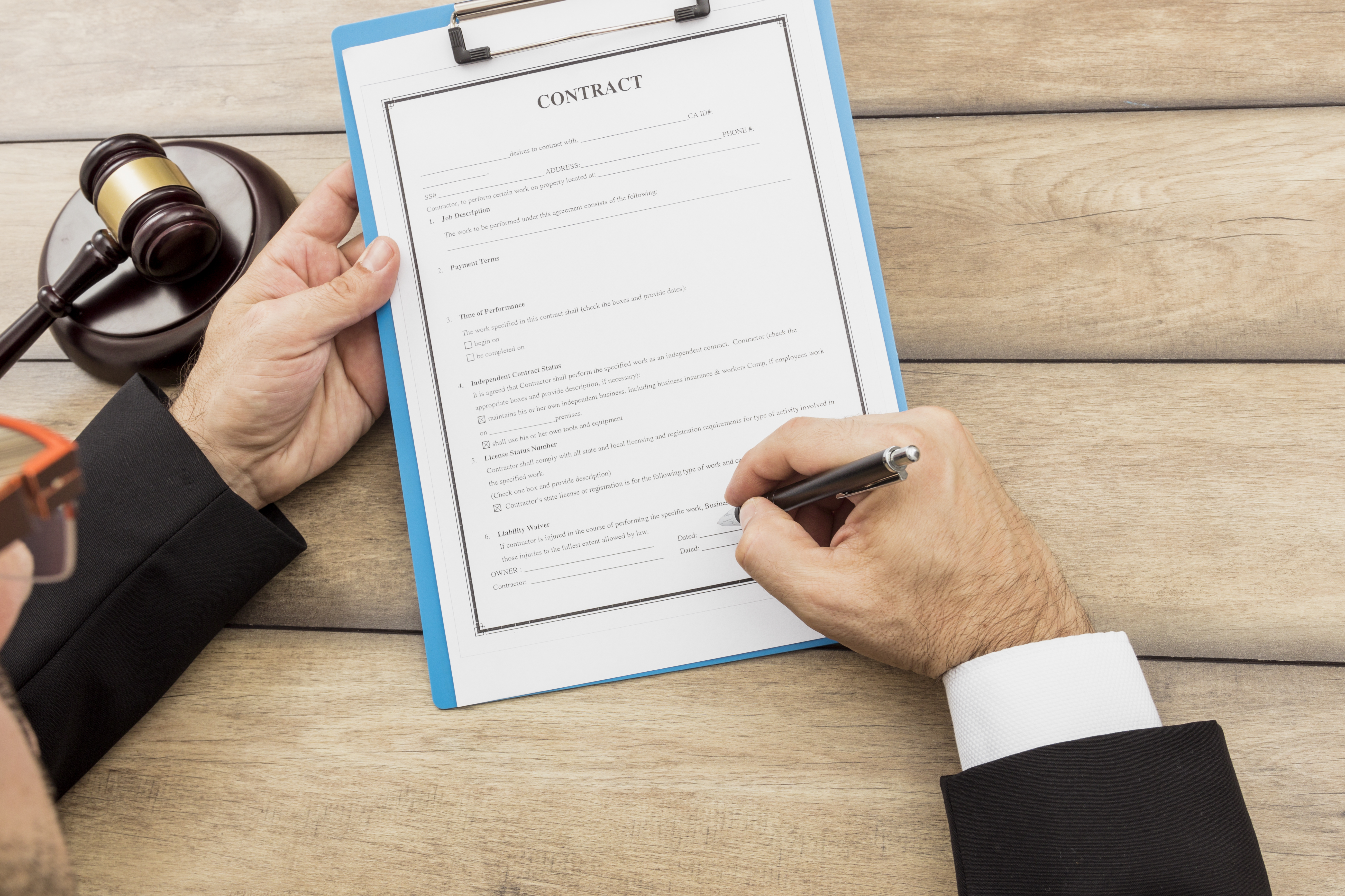https://www.toppertactics.com/Expert Tactics for a High Distinction Law Memo in Your Business Law Case Study